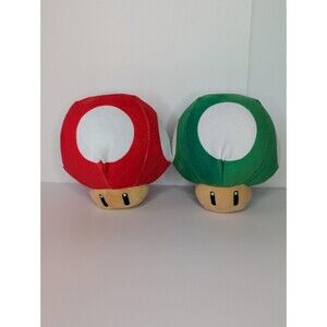 Nintendo Super Mario Plush Green & Red Mushroom Extra Life 5” Set